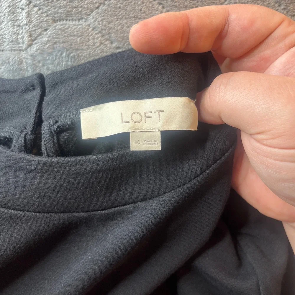 LOFT Black Mock Neck Puff Sleeve Ponte Sheath Dress Size 14 Short Sleeve LBD - Picture 2 of 6